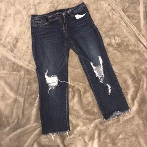 Ankle distressed denim jeans